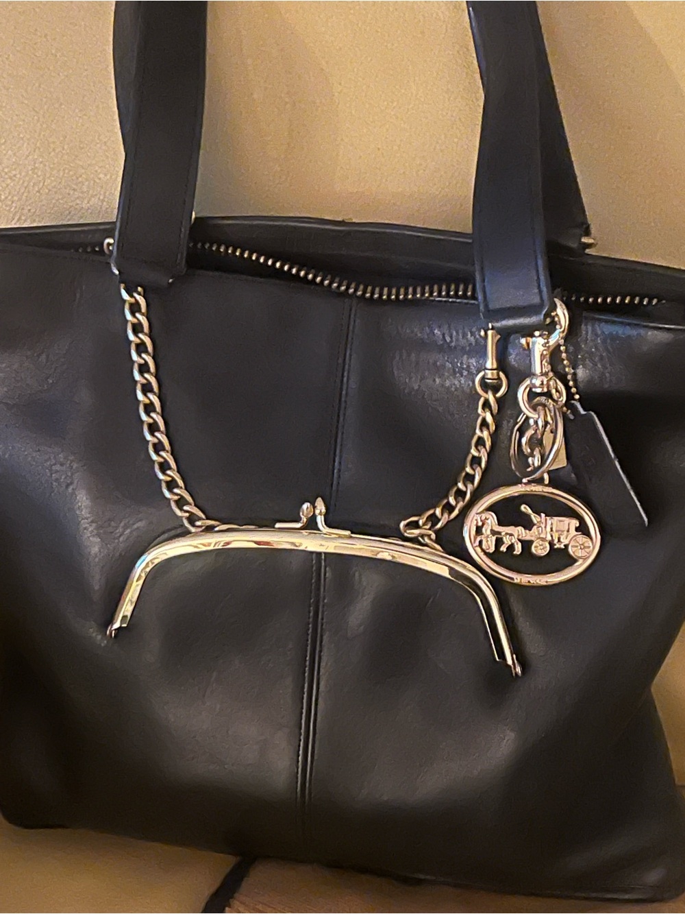 Coach Kisslock Slim Tote Black Leather, vintage Bonnie Cashin style